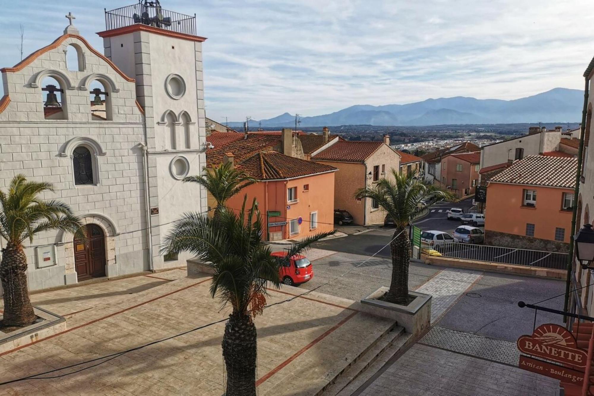 Love Room Perpignan Jacuzzi & Ambiance Romantique Villeneuve-de-la-Raho Exterior foto